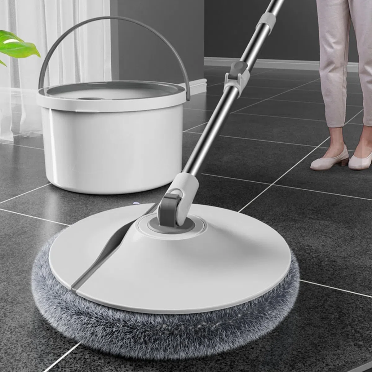la Llave y el Cubo, Cubo de trapeador con escrutinio Mop de Polvo con