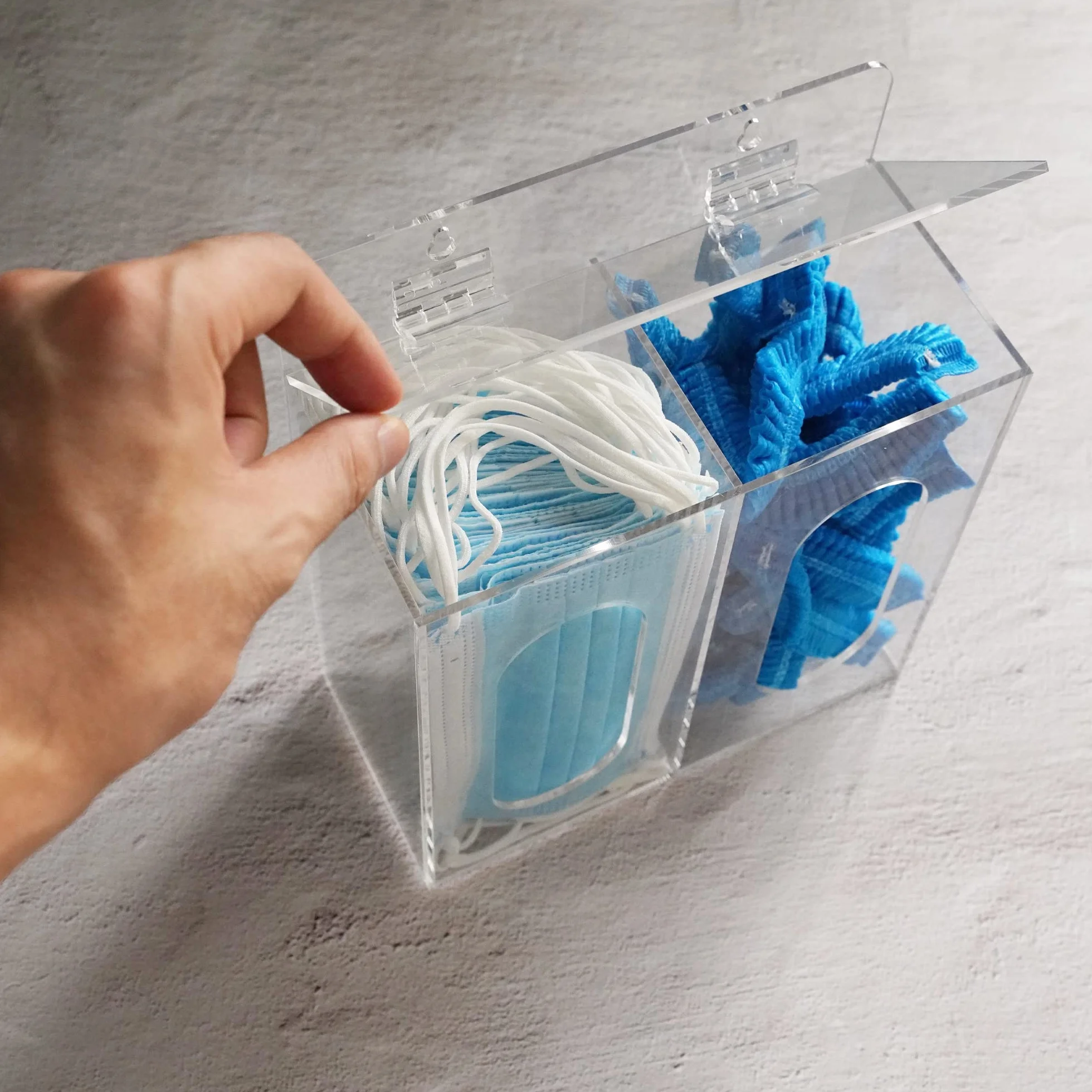 SEANADO Dispensador acrílico de PPE – Soporte para guantes y máscaras faciales montado en la pared o mesa con tapa – Caja dispensadora de plástico transparente para guantes desechables, redecillas